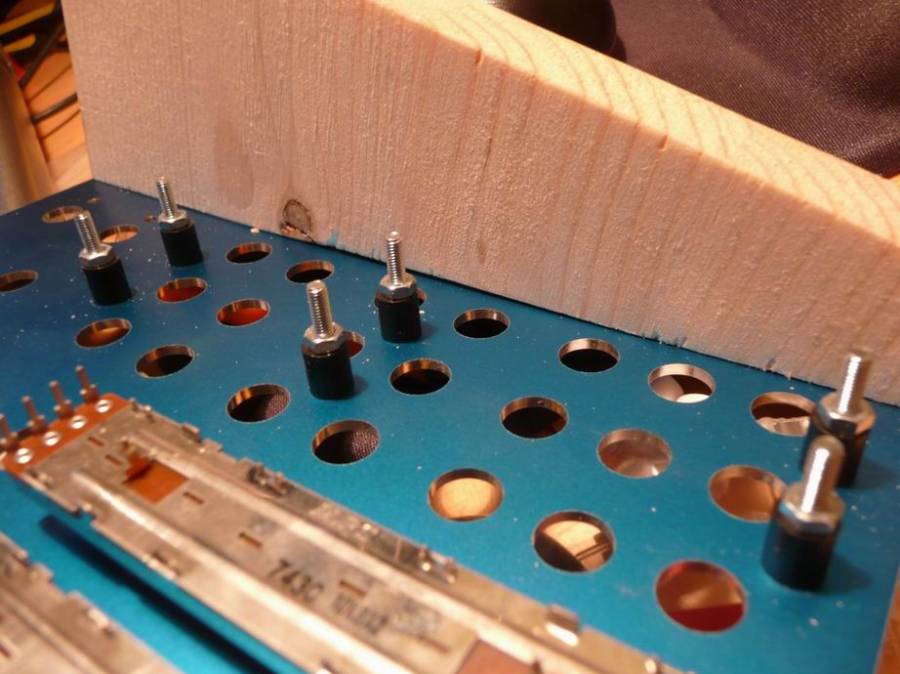 bboard_mounting.jpg.jpeg bboard_mounting.jpg.jpeg